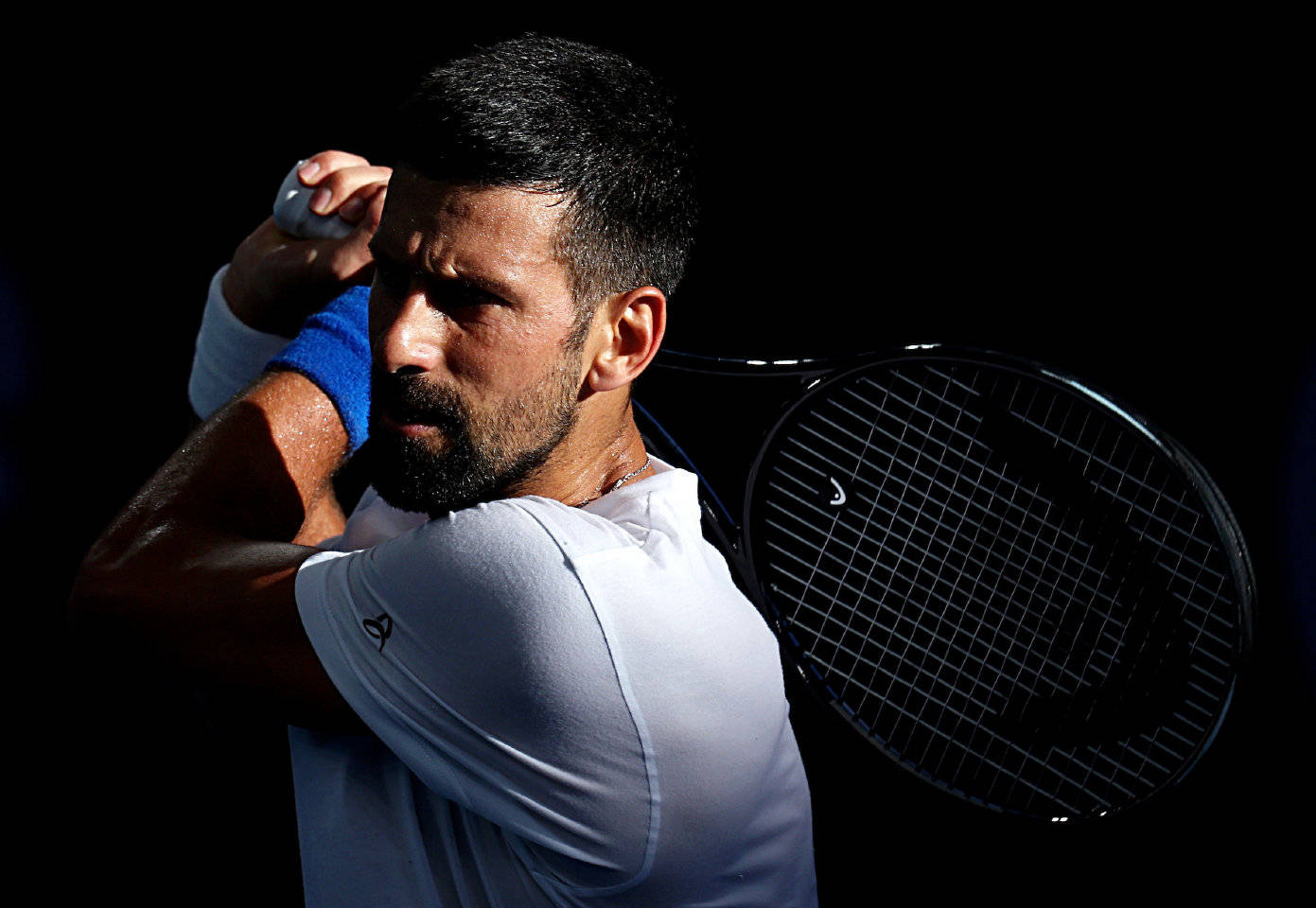 九游-德约科维奇焦点对战，穆雷与50激战湖人分钟，领先优势明显胜负难料！比赛高潮迭起的简单介绍