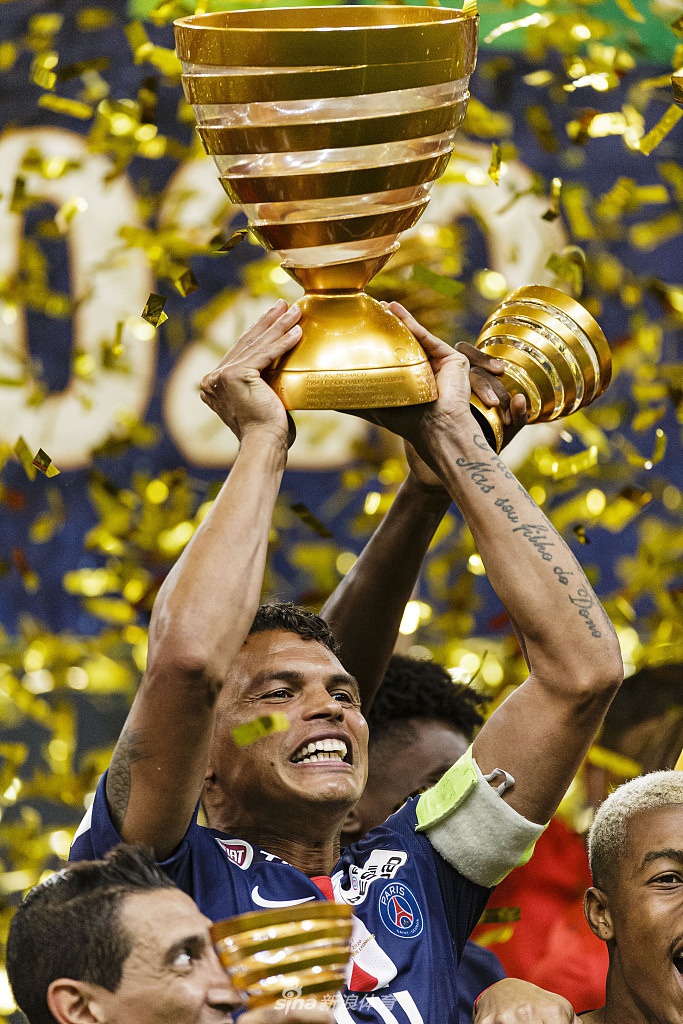 详细阅读:九游娱乐- 关键战门兴格拉德巴赫队长鼓劲——法联杯节点到来,值得警惕,阵容厚度经受考验 九游娱乐- 关键战门兴格拉德巴赫队长鼓劲——法联杯节点到来,值得警惕,阵容厚度经受考验