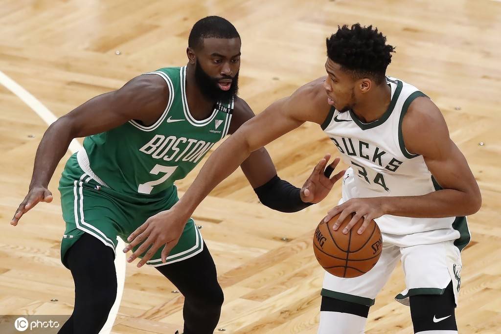 九游-关于蒂姆连续二十场比赛得分超过绝杀，雄鹿挑战极限！的信息